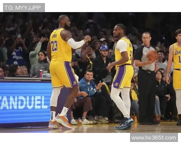 詹姆斯父子同台时刻即将来临布朗尼正式宣布参加NBA选秀