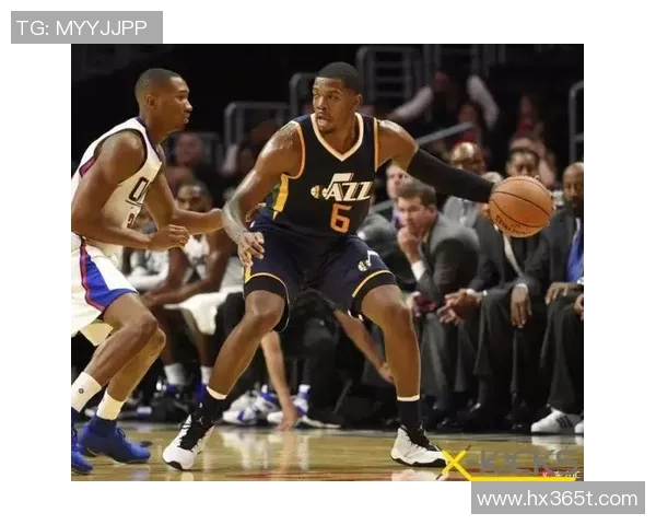 乔约翰逊与皮尔斯的巅峰对决谁才是真正的篮球传奇之争