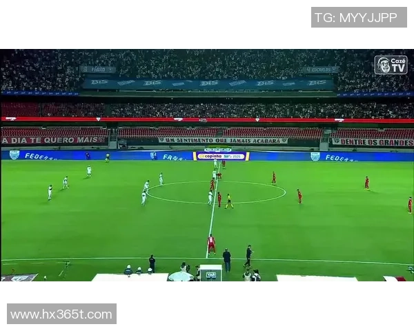 克鲁塞罗与圣保罗激战在即谁将赢得这场巴西足球巅峰对决