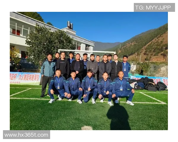 纽维尔老男孩对决强敌展现青春活力与团队精神的精彩比赛