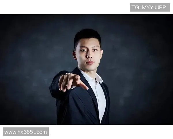 袁堂文的传奇人生与历史影响：从文人到政治家的跨越之路